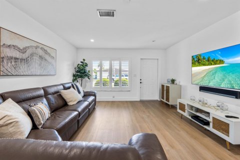 Villa ou maison à vendre à Fort Lauderdale, Floride: 3 chambres, 136.66 m2 № 2088101 - photo 19