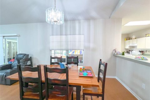 Villa ou maison à louer à Gainesville, Floride: 4 chambres, 168.34 m2 № 1675705 - photo 4