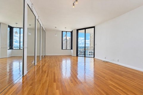 Copropriété à vendre à Miami, Floride: 1 chambre, 77.67 m2 № 2421477 - photo 3