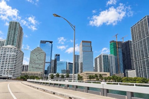 Copropriété à vendre à Miami, Floride: 1 chambre, 77.67 m2 № 2421477 - photo 30