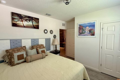 Villa ou maison à vendre à Port St. Lucie, Floride: 4 chambres, 169.73 m2 № 2250125 - photo 7