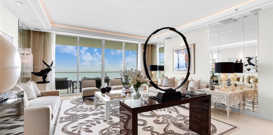 Condo in Sunny Isles Beach, Florida, 3 bedrooms № 1958438