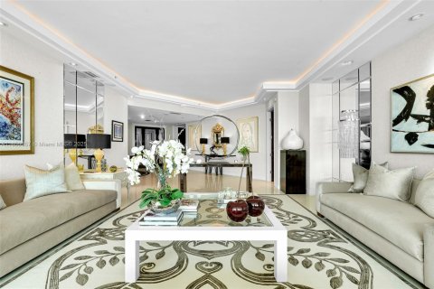 Condo in Sunny Isles Beach, Florida, 3 bedrooms № 1958438 - photo 3