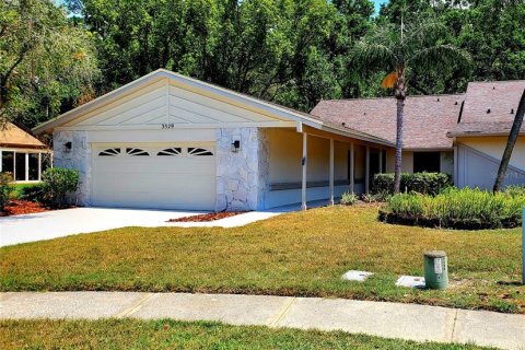 House in Palm Harbor, Florida 3 bedrooms, 213.49 sq.m. № 1662065 - photo 3