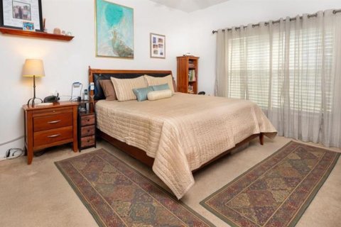 Casa en venta en Kissimmee, Florida, 2 dormitorios, 169.92 m2 № 1857932 - foto 3