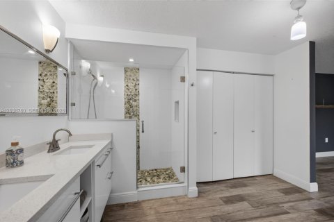 Adosado en venta en Palm Beach Gardens, Florida, 3 dormitorios, 148.27 m2 № 2185912 - foto 14