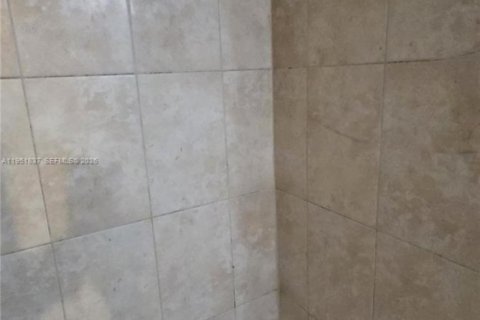 Снять в аренду кондоминиум в Форт-Лодердейл, Флорида 2 спальни, 68.75м2, № 2006063 - фото 19