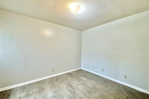 Condominio en alquiler en Winter Haven, Florida, 2 dormitorios, 100.15 m2 № 1873890 - foto 23