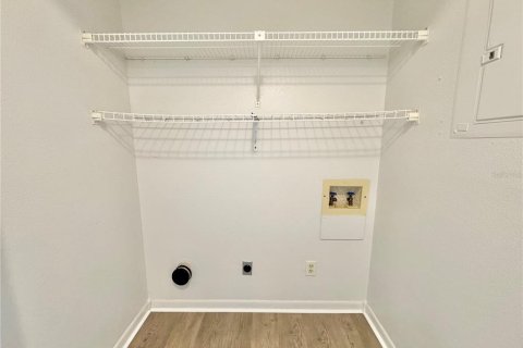 Condominio en alquiler en Winter Haven, Florida, 2 dormitorios, 100.15 m2 № 1873890 - foto 16