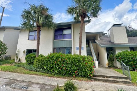 Condominio en alquiler en Winter Haven, Florida, 2 dormitorios, 100.15 m2 № 1873890 - foto 1