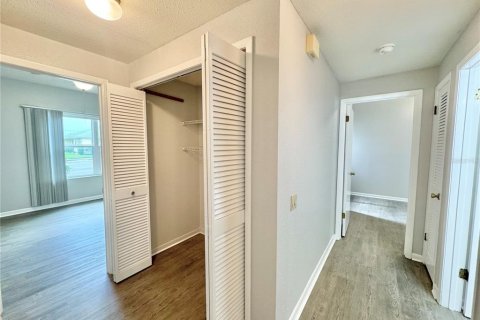 Condominio en alquiler en Winter Haven, Florida, 2 dormitorios, 100.15 m2 № 1873890 - foto 15