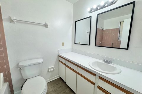 Condominio en alquiler en Winter Haven, Florida, 2 dormitorios, 100.15 m2 № 1873890 - foto 21
