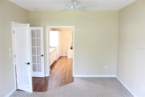 House in Sarasota, Florida 3 bedrooms, 145.02 sq.m. № 1524886 - photo 16
