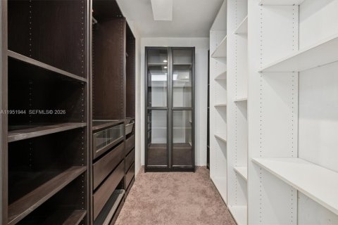 Condominio en venta en Miami, Florida, 2 dormitorios, 117.8 m2 № 2006096 - foto 25