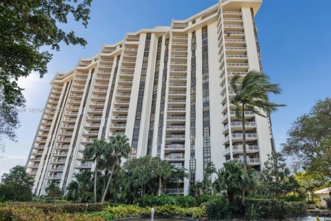 Condominio en venta en Miami, Florida, 2 dormitorios, 117.8 m2 № 2006096 - foto 28