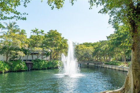 Condominio en venta en Miami, Florida, 2 dormitorios, 117.8 m2 № 2006096 - foto 9