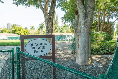 Condominio en venta en Miami, Florida, 2 dormitorios, 117.8 m2 № 2006096 - foto 8