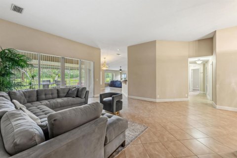 Villa ou maison à vendre à Port St. Lucie, Floride: 3 chambres, 229.47 m2 № 2087483 - photo 12