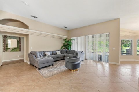 Villa ou maison à vendre à Port St. Lucie, Floride: 3 chambres, 229.47 m2 № 2087483 - photo 6
