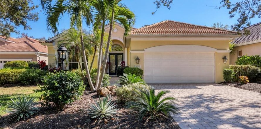 Villa ou maison à University Park, Floride 4 chambres, 236.99 m2 № 2093264