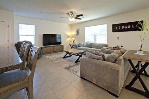 Villa ou maison à louer à Sarasota, Floride: 4 chambres, 212.65 m2 № 2415202 - photo 8