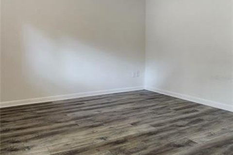 Condominio en alquiler en Gainesville, Florida, 3 dormitorios, 119.84 m2 № 1833241 - foto 4