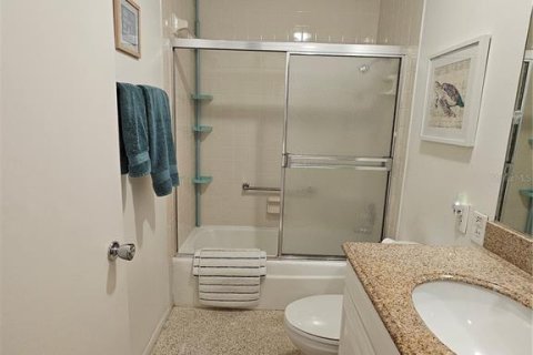 Villa ou maison à louer à Sun City Center, Floride: 2 chambres, 144 m2 № 2304930 - photo 29