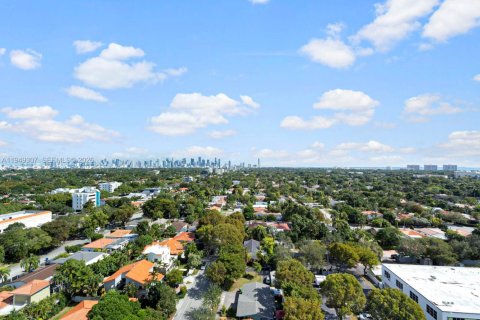 Купить кондоминиум в Майами, Флорида 2 спальни, 112.69м2, № 2089268 - фото 18