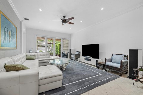 Townhouse in Delray Beach, Florida 3 bedrooms, 267.93 sq.m. № 2392017 - photo 9