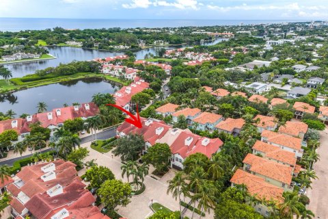 Townhouse in Delray Beach, Florida 3 bedrooms, 267.93 sq.m. № 2392017