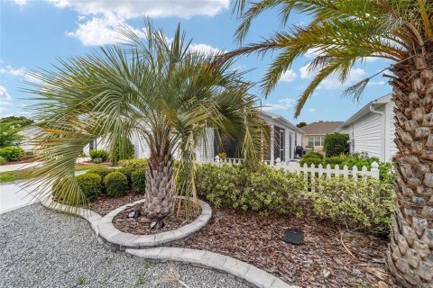 Villa ou maison à vendre à The Villages, Floride: 2 chambres, 107.4 m2 № 1782458 - photo 3