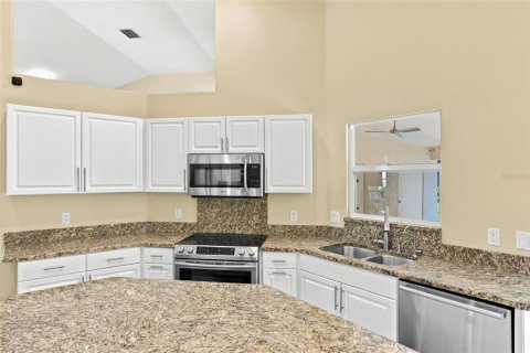 Villa ou maison à vendre à Nokomis, Floride: 3 chambres, 266.91 m2 № 2389118 - photo 7