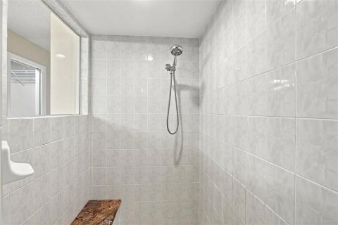 Villa ou maison à vendre à Nokomis, Floride: 3 chambres, 266.91 m2 № 2389118 - photo 12