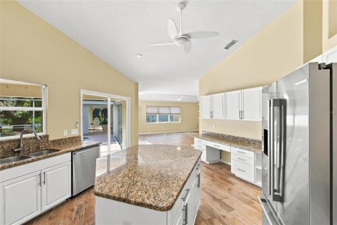 Villa ou maison à vendre à Nokomis, Floride: 3 chambres, 266.91 m2 № 2389118 - photo 5