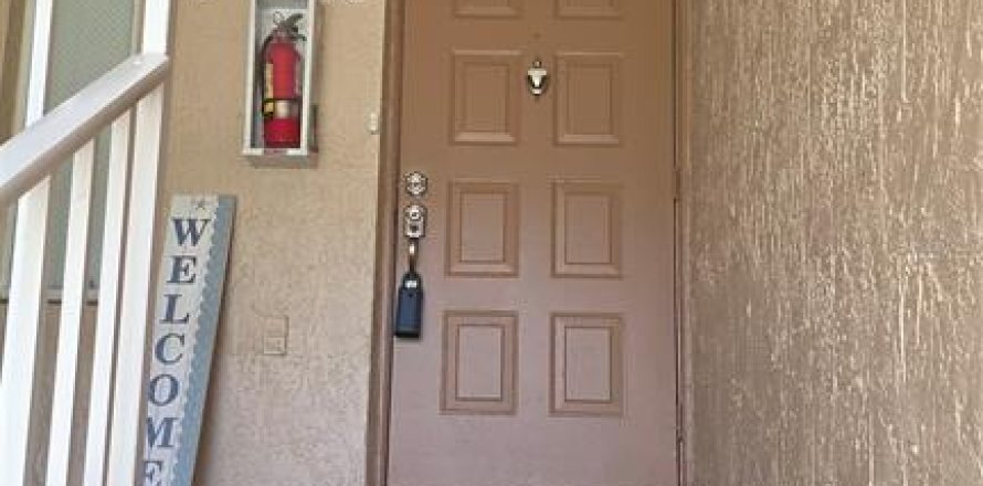 Condominio en Hudson, Florida, 3 dormitorios  № 2277533