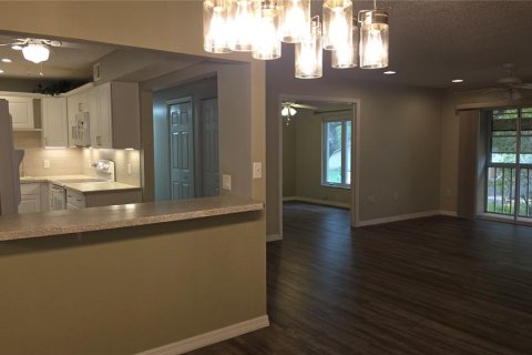 Condominio en alquiler en Hudson, Florida, 3 dormitorios, 128.95 m2 № 2277533 - foto 5