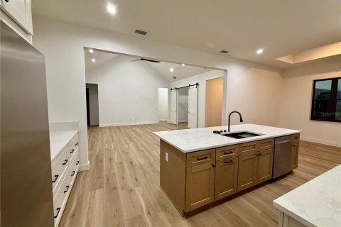 Villa ou maison à vendre à Punta Gorda, Floride: 4 chambres, 231.51 m2 № 2134719 - photo 10