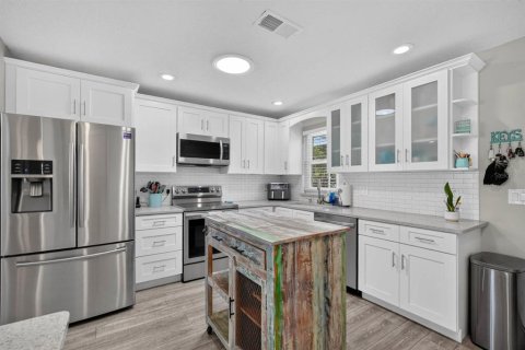 Casa en venta en New Smyrna Beach, Florida, 2 dormitorios, 103.31 m2 № 2197001 - foto 10