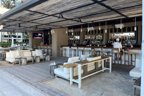 Condo in Miami Beach, Florida, 1 bedroom  № 1960908 - photo 23