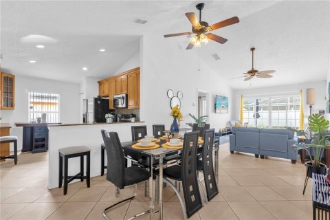 Villa ou maison à vendre à Davenport, Floride: 3 chambres, 105.91 m2 № 2400432 - photo 12