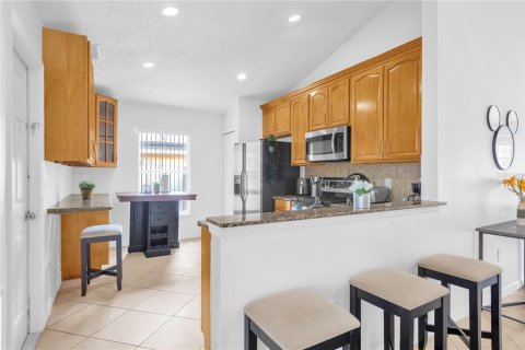 Villa ou maison à vendre à Davenport, Floride: 3 chambres, 105.91 m2 № 2400432 - photo 9
