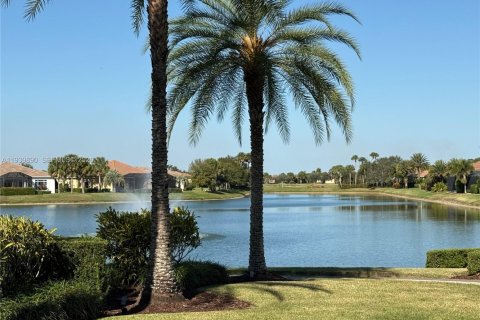 Купить виллу или дом в Порт-Сент-Луси, Флорида 3 спальни, 152.92м2, № 1997287 - фото 2