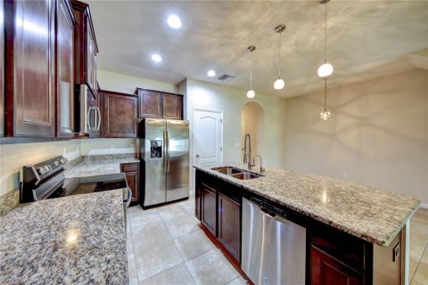 Adosado en alquiler en Riverview, Florida, 3 dormitorios, 156.82 m2 № 1900469 - foto 6