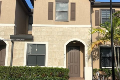 Touwnhouse à louer à Hialeah, Floride: 3 chambres, 143.07 m2 № 1987324 - photo 23