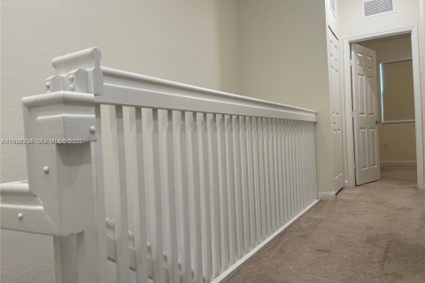 Touwnhouse à louer à Hialeah, Floride: 3 chambres, 143.07 m2 № 1987324 - photo 12