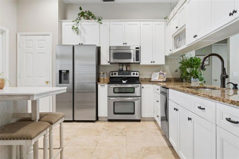 House in Tampa, Florida 3 bedrooms, 163.97 sq.m. № 2430730 - photo 10