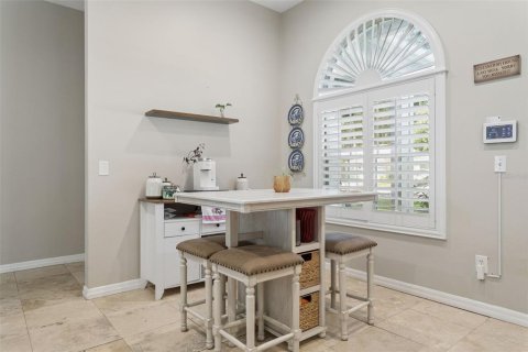 House in Tampa, Florida 3 bedrooms, 163.97 sq.m. № 2430730 - photo 13