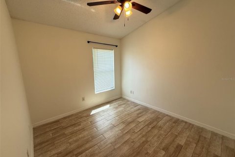 House in Groveland, Florida 4 bedrooms, 169.27 sq.m. № 2167836 - photo 13