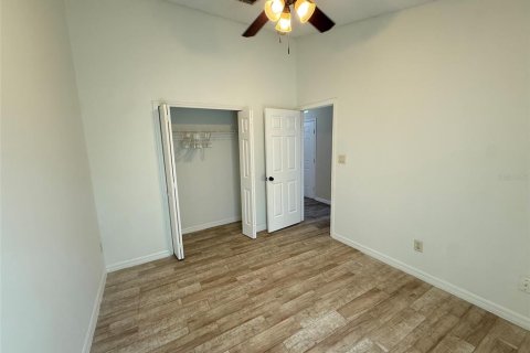 House in Groveland, Florida 4 bedrooms, 169.27 sq.m. № 2167836 - photo 14