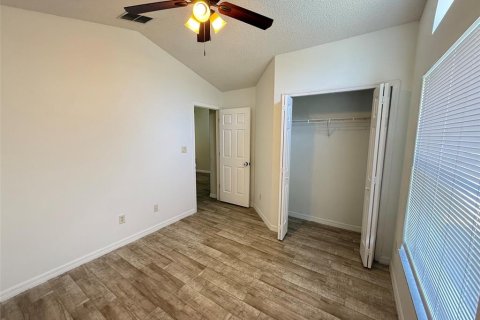 House in Groveland, Florida 4 bedrooms, 169.27 sq.m. № 2167836 - photo 10